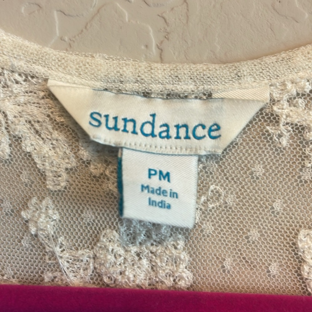 Sundance Cream Lace Overlay - Picture 2 of 4